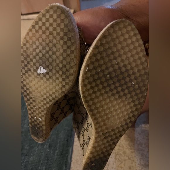 Size 40 Gucci wedge platform, authentic very sturdy and comfortable - Picture 2 of 8